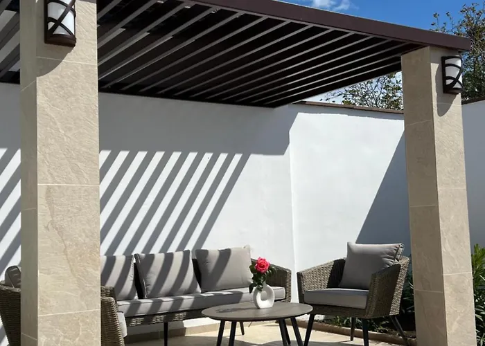 Courtyard Villa, Willa Aleksandrovo (Burgas)