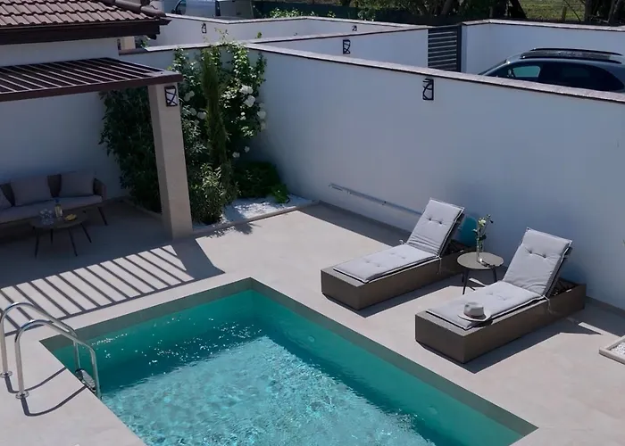 Willa Courtyard Villa, Aleksandrovo (Burgas)